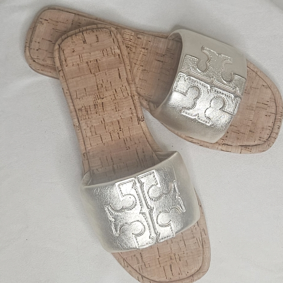 Tory Burch Gold and Silver Metallic Sandals with Cork Sole - Picture 3 of 8